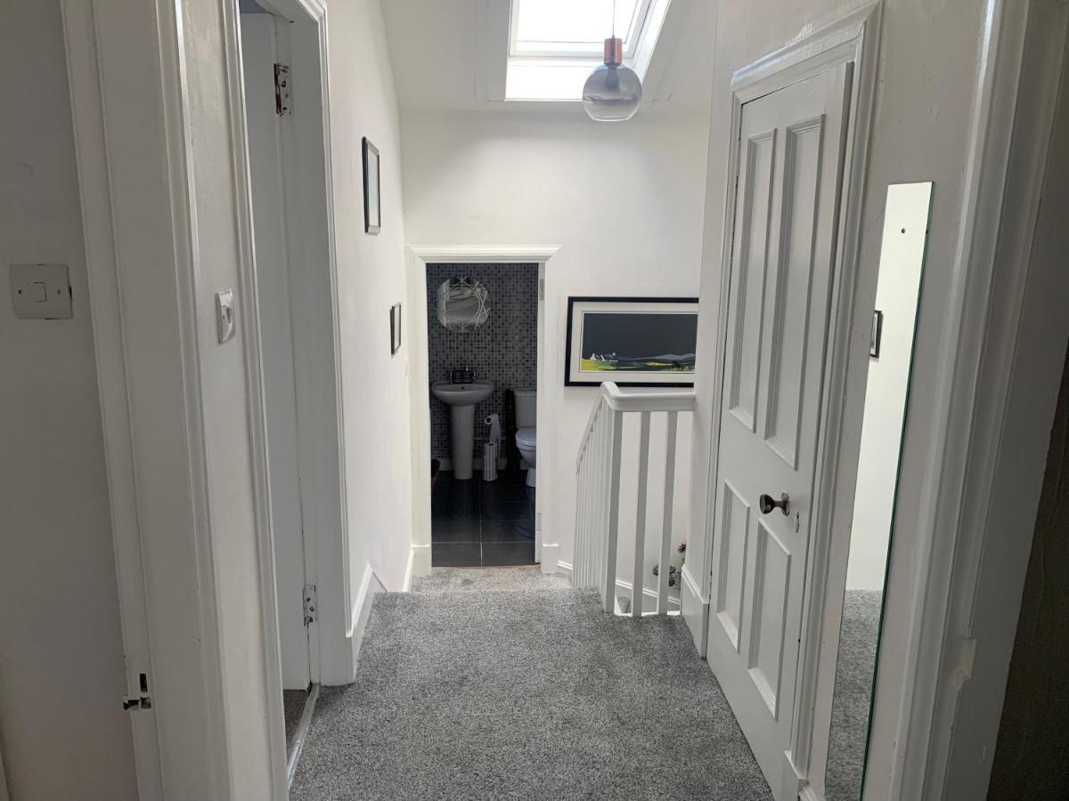 Spacious Villa 5 Mins From Nature Reserve And Town South Kessock エクステリア 写真