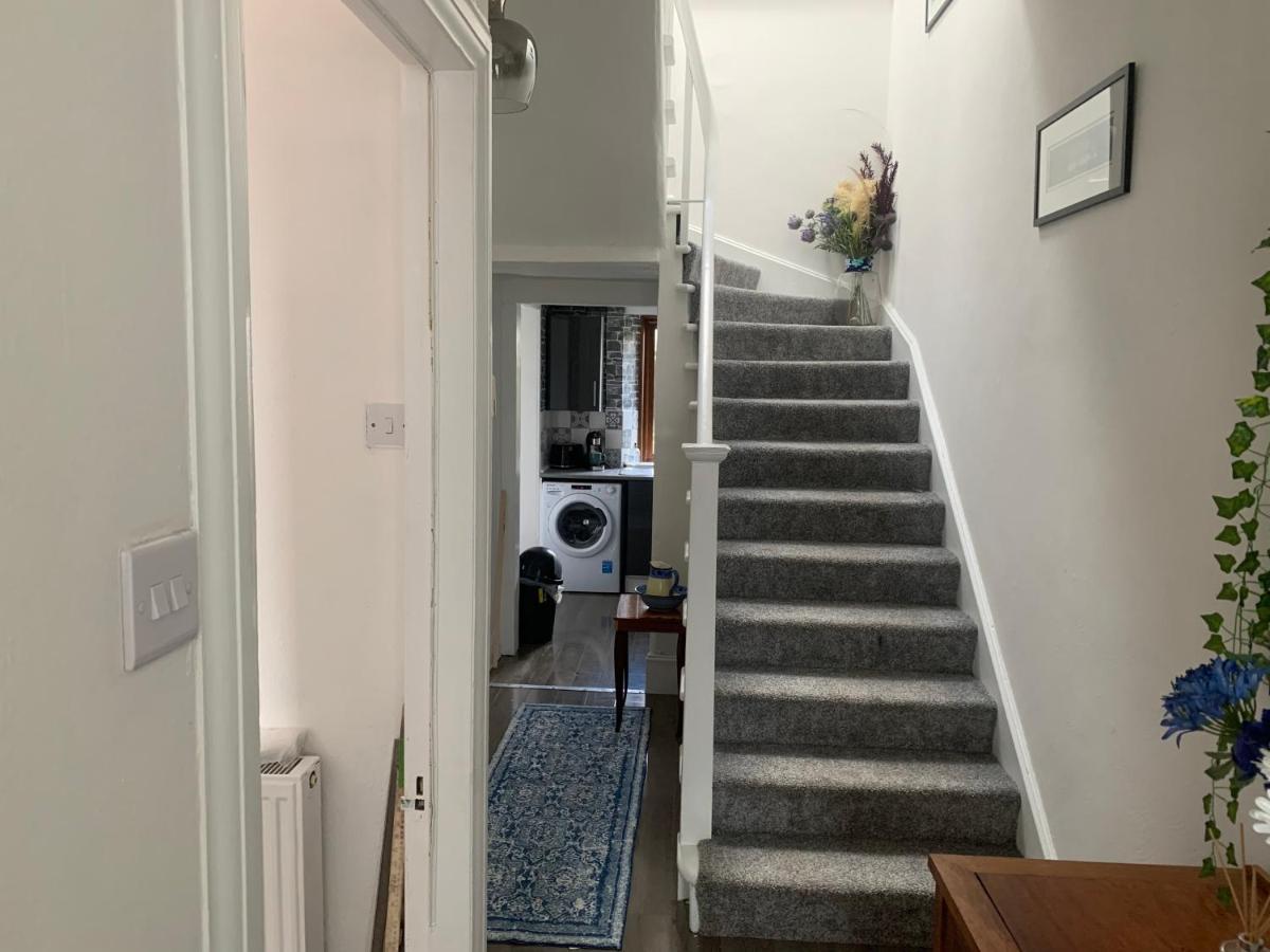 Spacious Villa 5 Mins From Nature Reserve And Town South Kessock エクステリア 写真